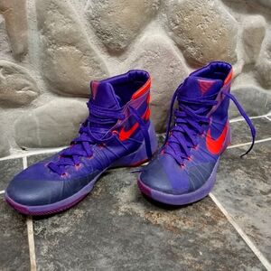 Nike basketball tennis shoes